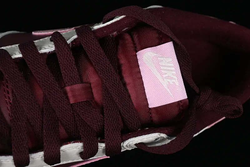 All Categories Nk SB Dunk Series Nk SB Dunk Low Low-top sneakers Nk Dunk Low Burgundy Valentine's Day SB low-top sports and leisure sneakers DR9705-100